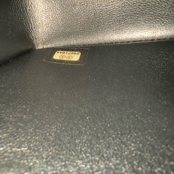 Chanel mini Rectangular in Caviar Chevron 17b iridescent - Picture 13 of 16